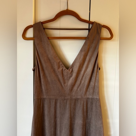 Faux suede BCBG dress - Picture 2 of 7